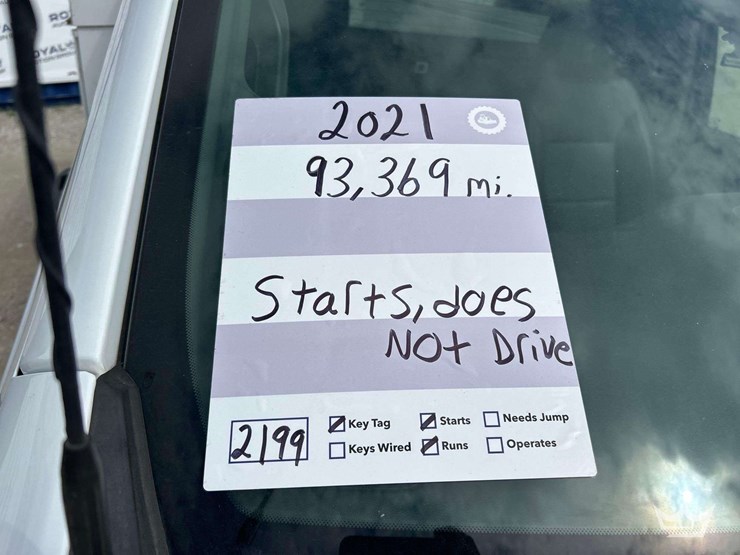 2021-chevrolet-silverado-2500-image-8