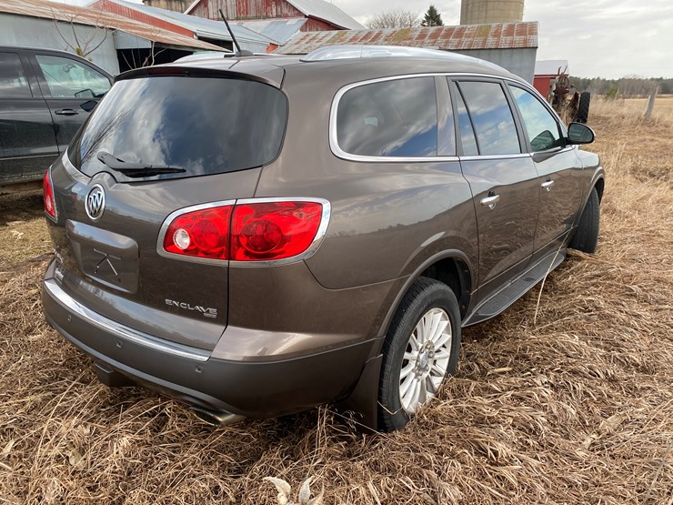 2012-buick-enclave-image-7