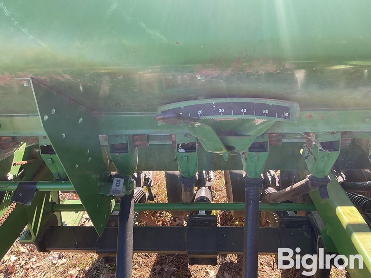 john-deere-1560-image-19