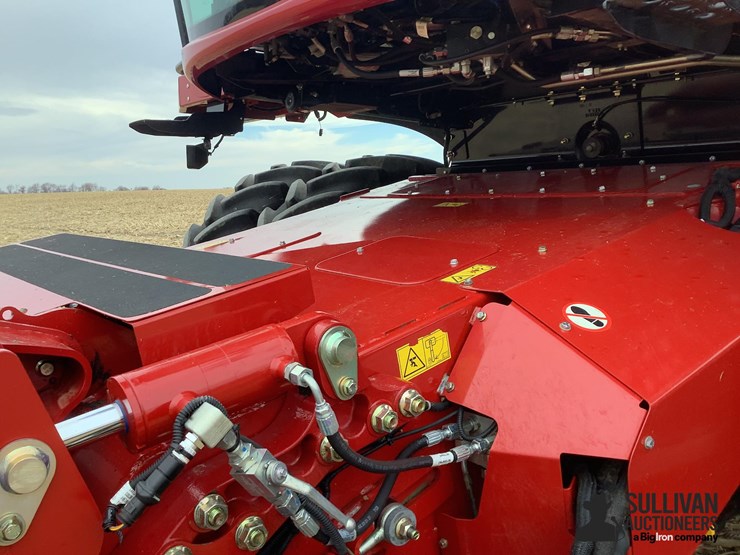 2021-case-ih-8250-image-19