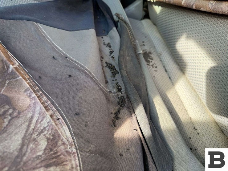 2015-chevrolet-silverado-3500-image-30