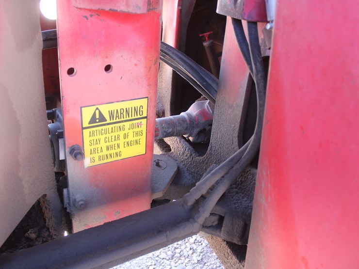 1980-versatile-875-image-58