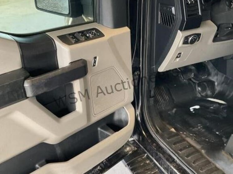 2020-ford-f150-image-24