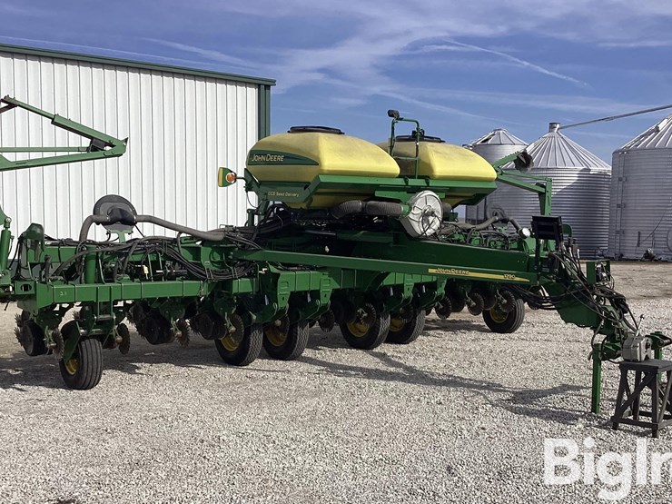 2009-john-deere-1790-ccs-image-3