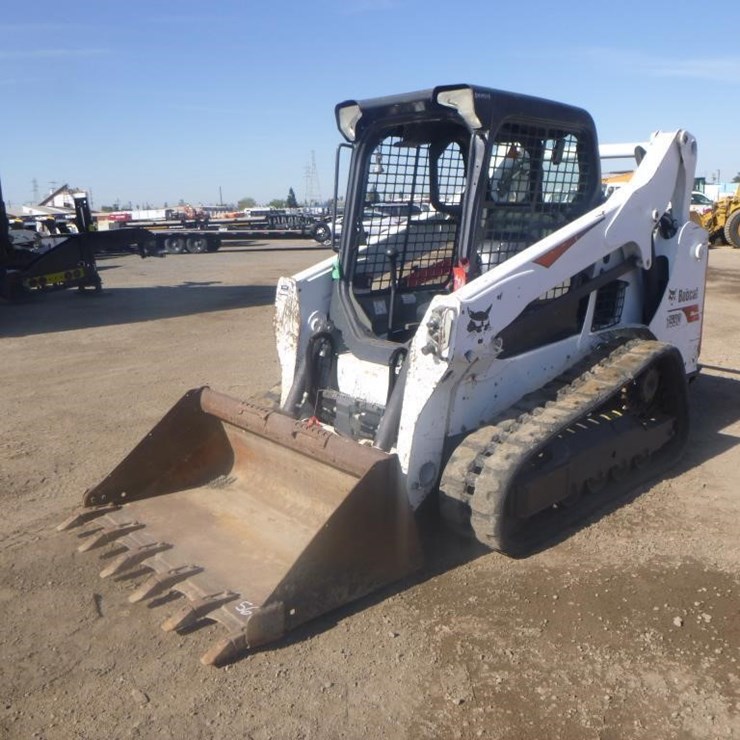 2017 BOBCAT T590