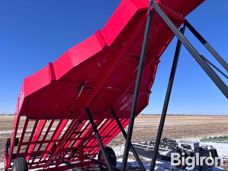 kuhns-norden-ae18-18-pack-small-square-bale-accumulator-image-19