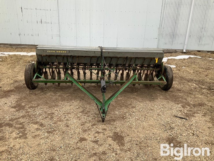 john-deere-b-image-2