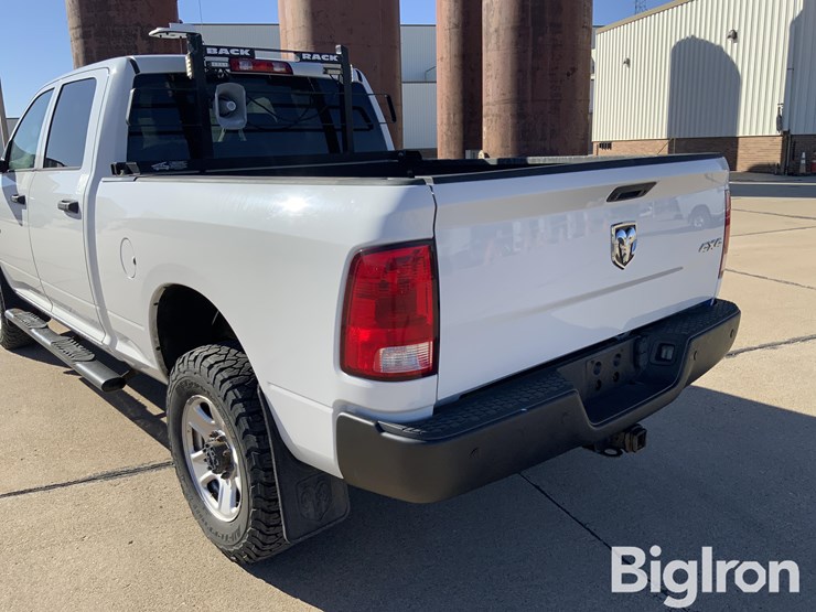 2017-dodge-2500-image-18