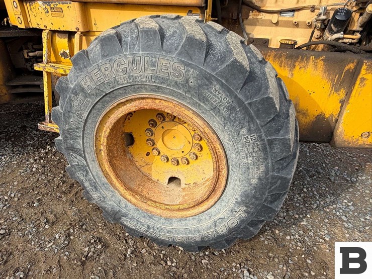 john-deere-544-image-19