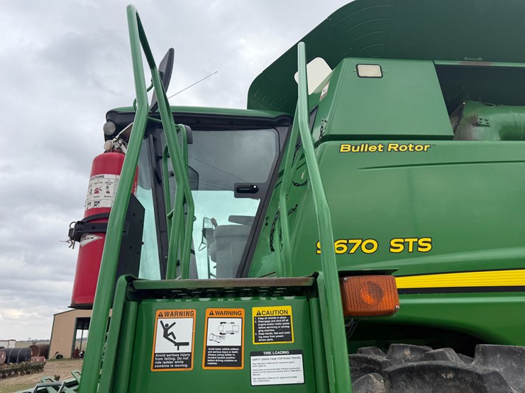 2009-john-deere-9670-sts-image-94