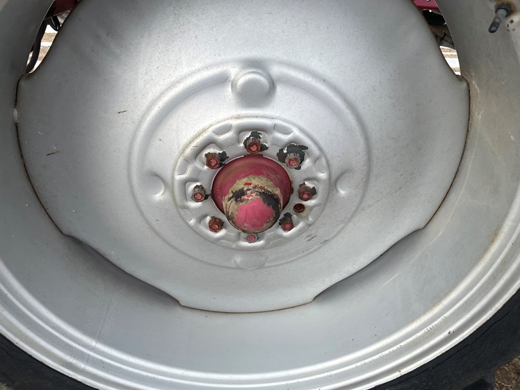 #1062-•-miller-pro-60'-sprayer-(somerset,-wi)-image-38