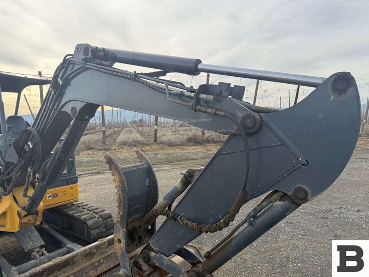 2012-deere-50d-image-44