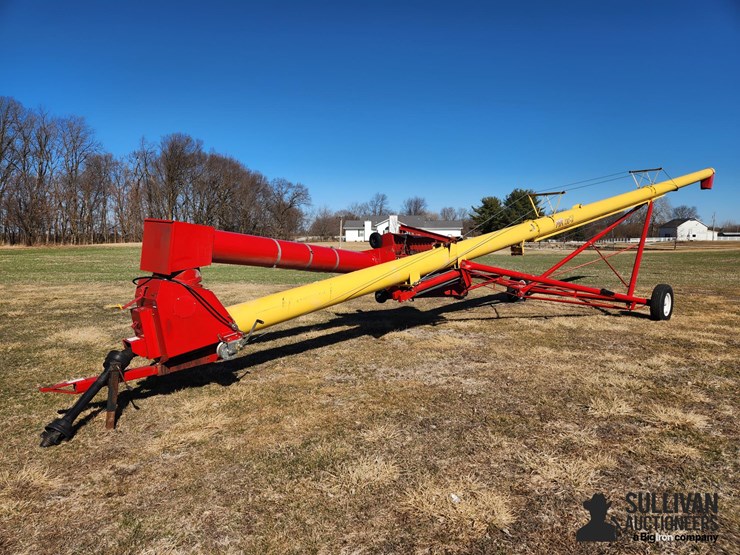westfield-mk130-61-plus-13"x61'-swing-away-auger-image-1