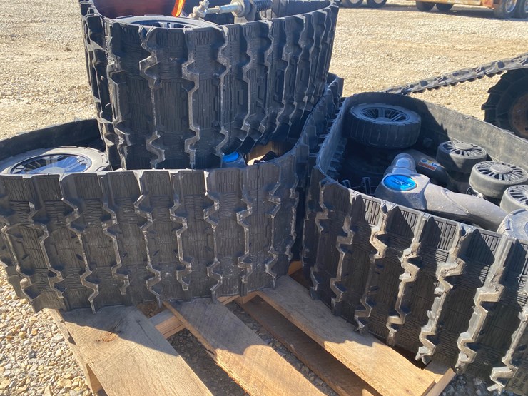 john-deere-gator-image-5