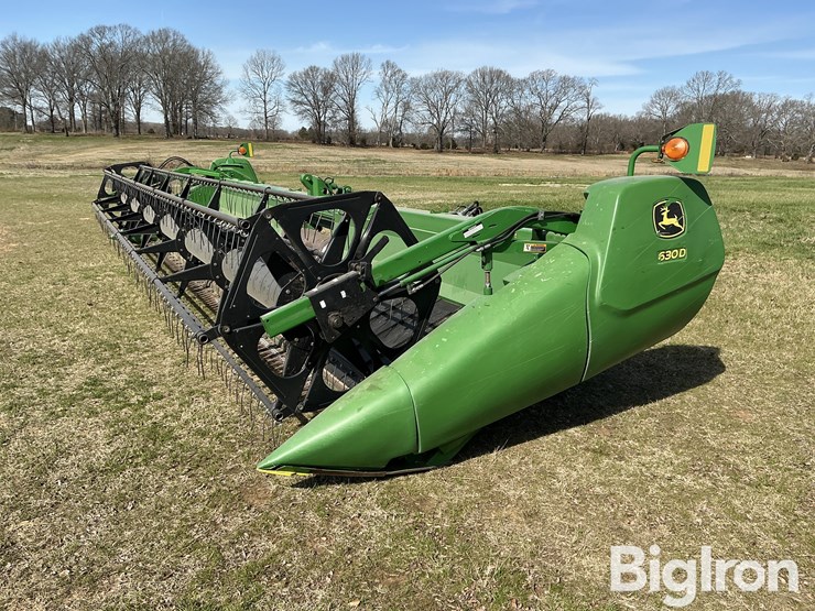 2013-john-deere-630d-image-1