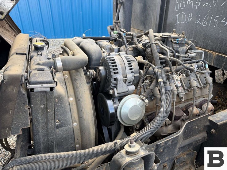 2007-isuzu-npr-image-41