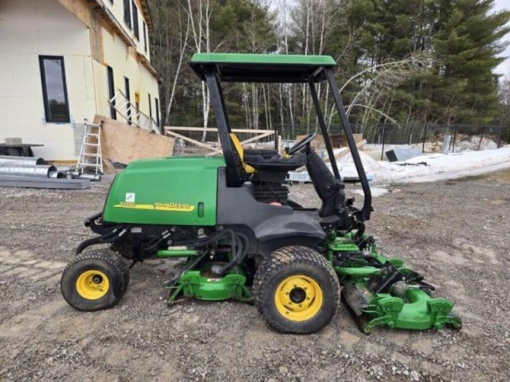 2006-john-deere-3245c-image-5