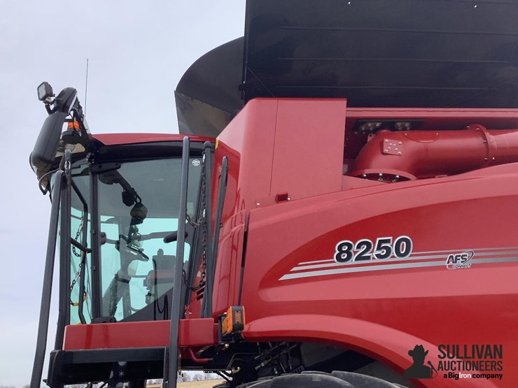 2021-case-ih-8250-image-11