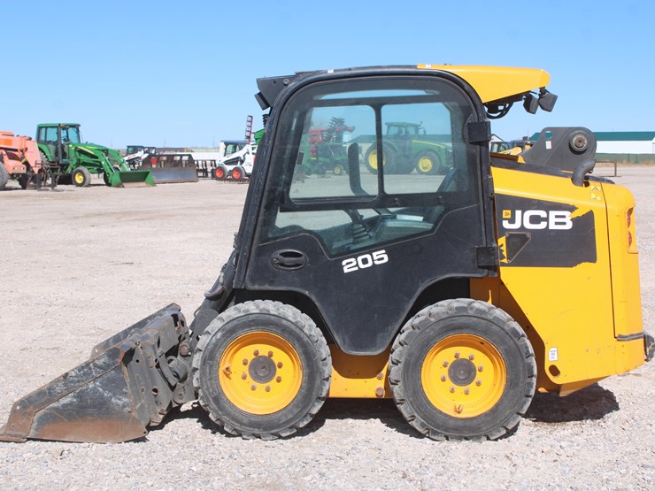 2014-jcb-205-image-8