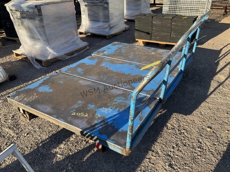 (3)-deck-carts-image-1