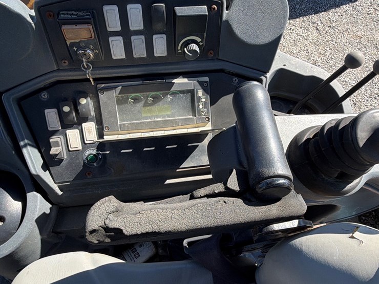 deere-310sj-image-21