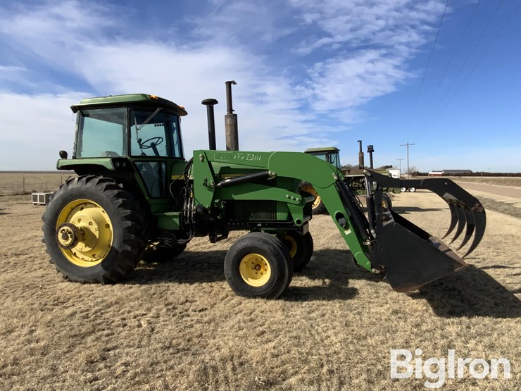 john-deere-4440-image-3