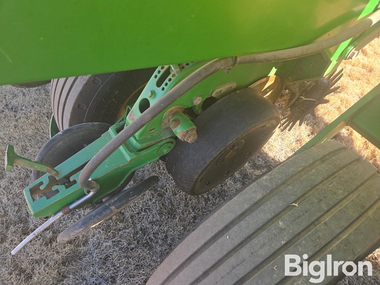 john-deere-1770-image-11