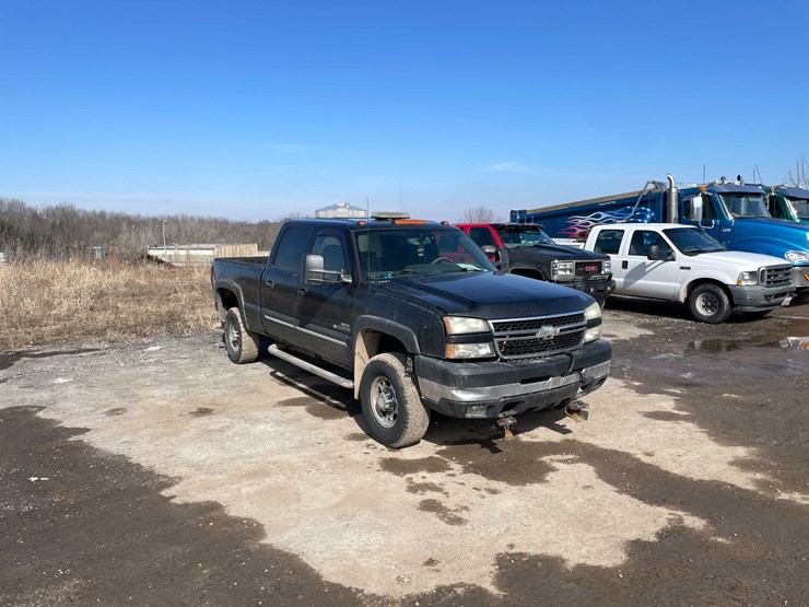 2007-chevrolet-2500hd-image-3