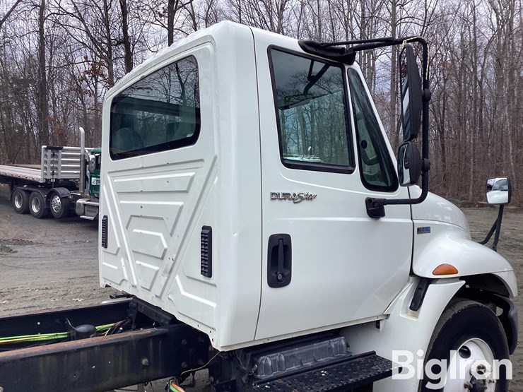 2012-international-durastar-4300-image-16