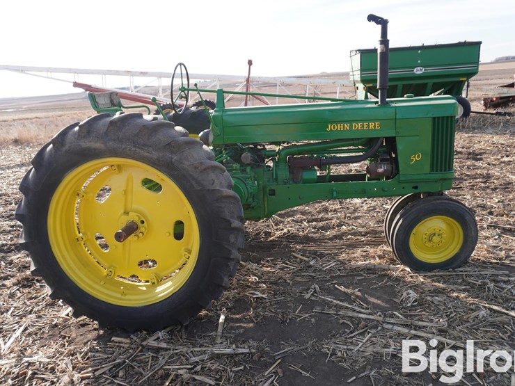 1953-john-deere-50-image-4
