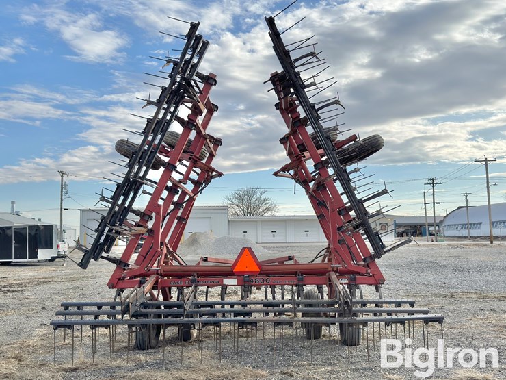 case-ih-4800-image-6