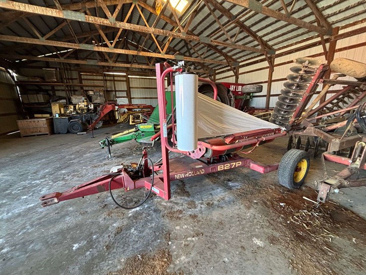 new-holland-b27p-image-1