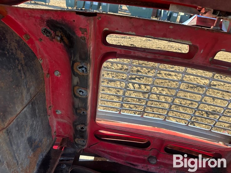 international-b-image-19