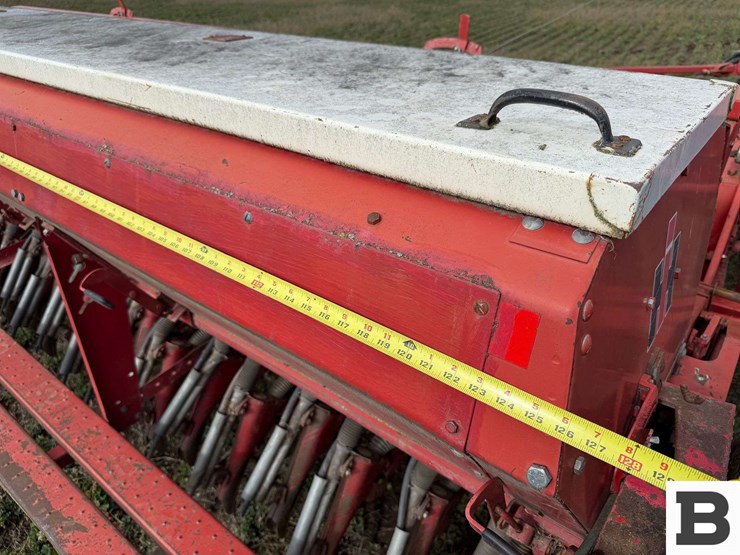 international-10-image-32