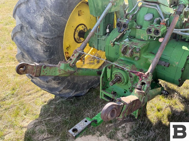 john-deere-2840-image-24