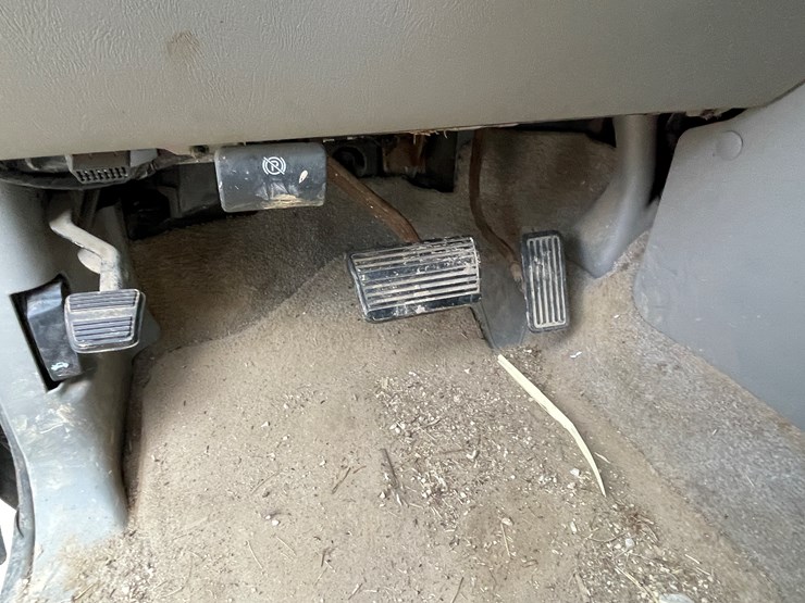 2003-gmc-yukon-xl-image-32