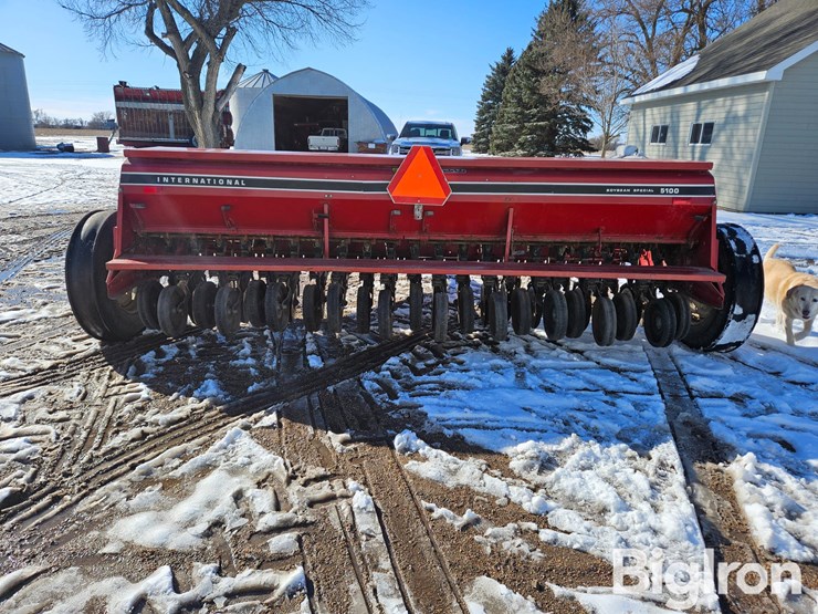 international-5100-image-6