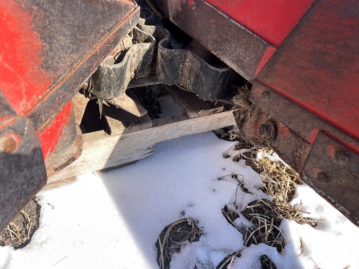 #3270-•-gehl-(2)-row-corn-head-image-12