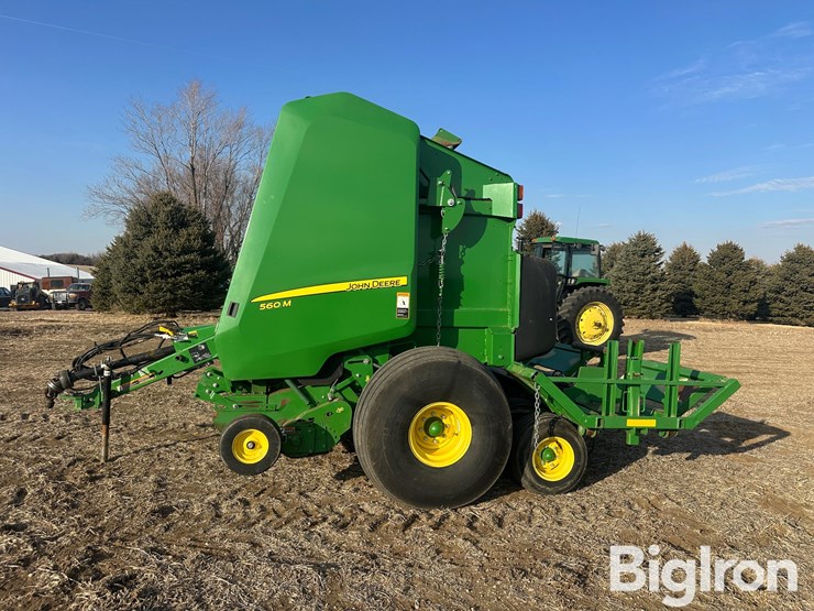 2019-john-deere-560m-image-8
