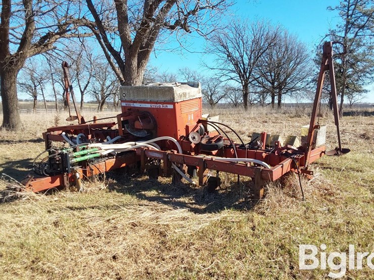 international-800-image-1