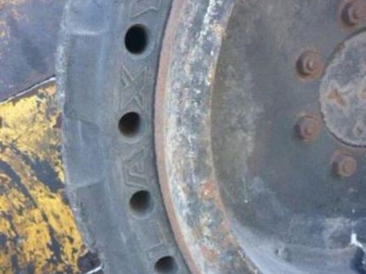 2008-volvo-mc70b-image-39