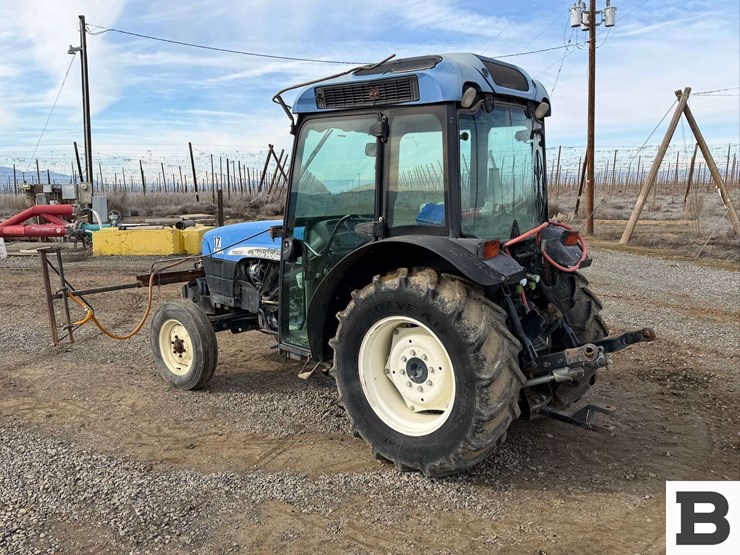 2008-new-holland-tn85fa-image-3