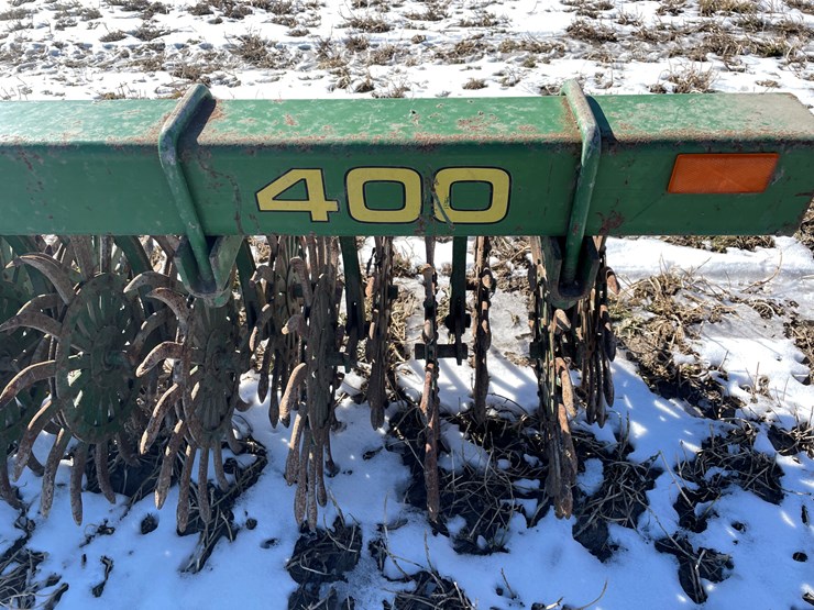john-deere-400-image-8