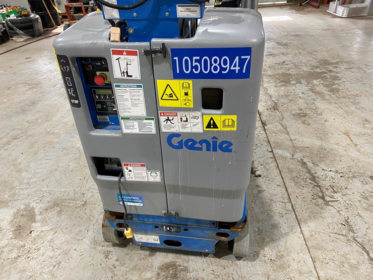 #1226-•-2016-genie-run-about-gr-20-lift-(bryant,-wi)-image-15