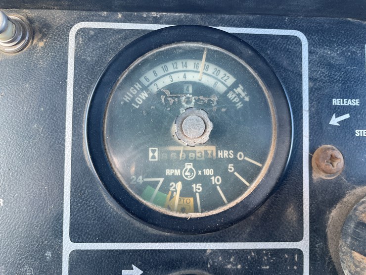 1980-international-1086-image-44