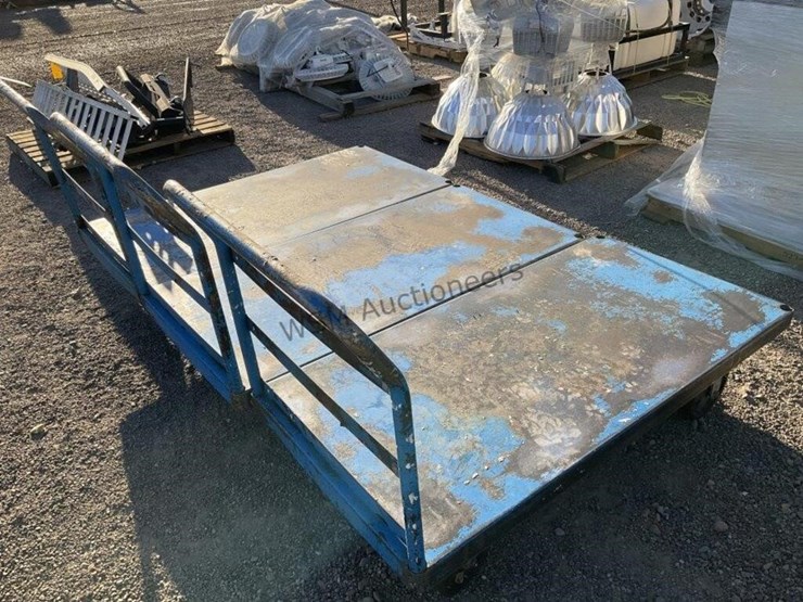 (3)-deck-carts-image-2