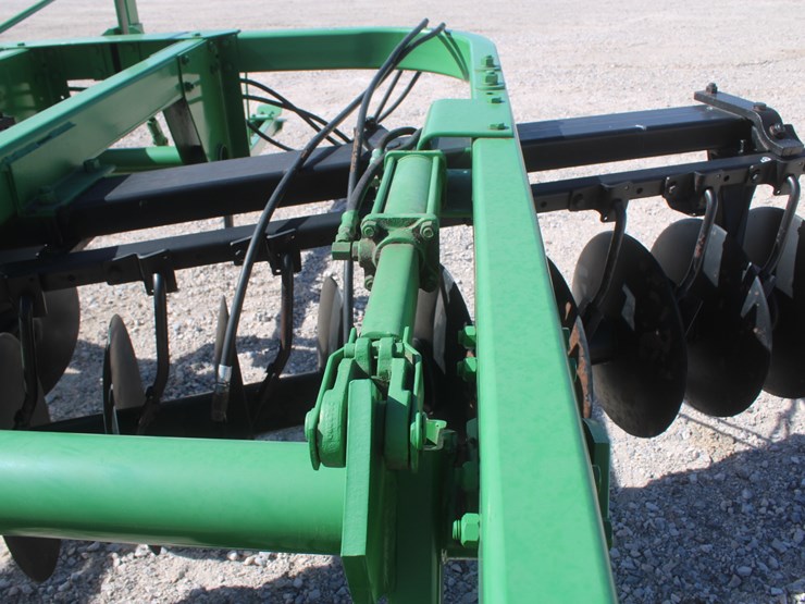 #1034-•-john-deere-t0310-12ft-disc-image-16