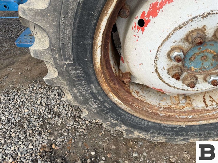 1977-ford-5600-image-19