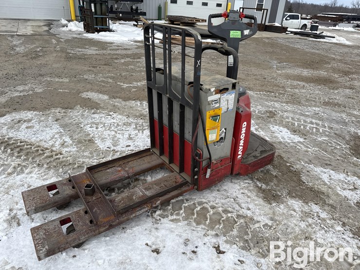 raymond-8400-image-1