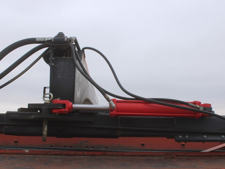 #1042-•-heston-1170-sickle-bar-hay-mower-image-24